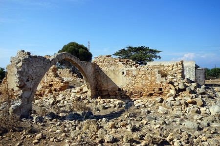 北塞浦路斯Dipkarpass半岛希腊教堂的废墟图片