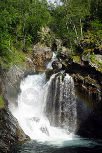 挪威乌拉福森瀑布图片