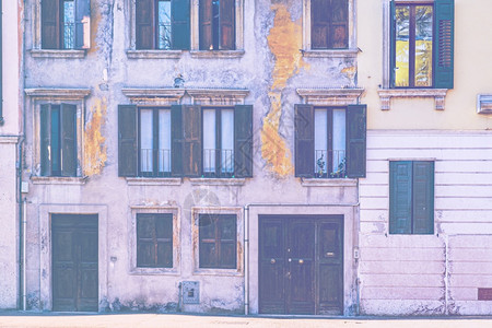 意大利窗口是新旧的美景功能和视野图片