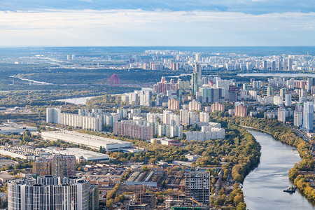 秋天从OKO塔顶端的观察甲板从莫斯科市西北空中观测背景图片