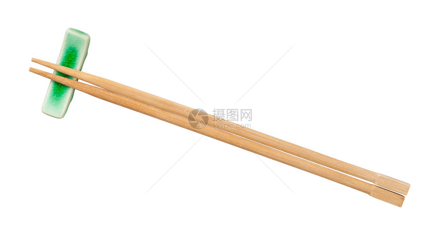 白底片隔离在筷子休息处的白底片上方图片