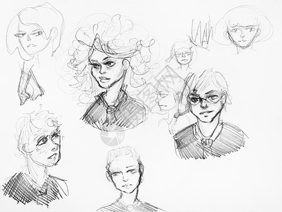一组素描素材白纸上用黑铅笔手工绘制的各种女孩和男的草图背景