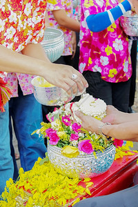 泰国Songkran节遗产泼水传统图片