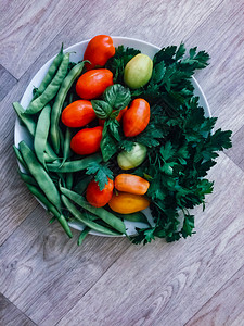 生活食物盘子露天花园蔬菜图片