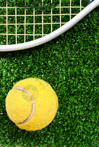 球拍和网球图片