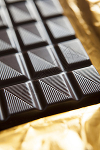 包装器油纸上的黑暗巧克力挫败健康图片