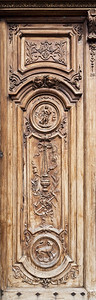 细节美丽的法国格拉斯大教堂木材门的美丽雕刻工作详情纪念碑图片