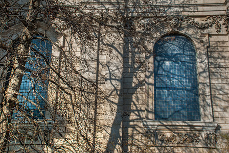 圣保尔斯柯大教堂外的美丽建筑结构造学英石图片