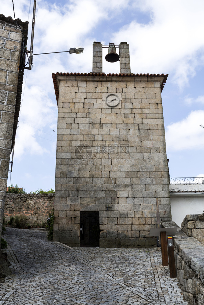 权重16世纪中塔楼和17时钟葡萄牙贝拉塞罗里科达BeiraAlta石工塞洛里科图片