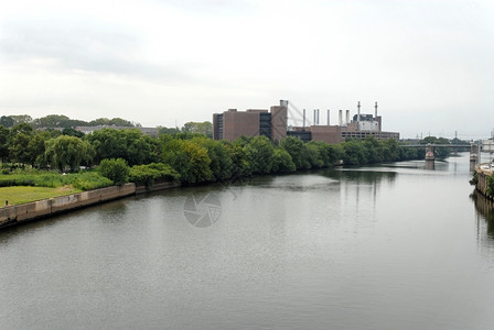 河岸烟囱舒尔基宾夕法尼亚费城河滨工厂图片