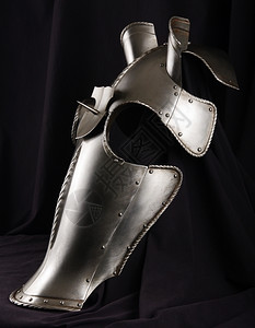 铁一种中世纪骑士匹马的头盔甲老图片