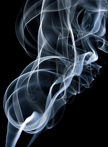 被折断香烟盘旋漩涡烟雾的滚动汽设计图片