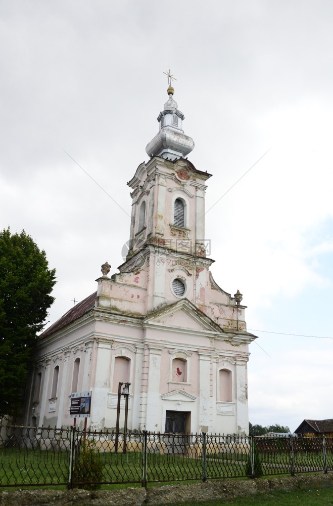 巴纳茨卡帕兰村塞尔维亚冬青天使教堂地标建筑会正统学图片
