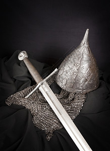 优质的中世纪骑士盔甲金属保护士兵不受对手冲撞金属保护老的历史图片