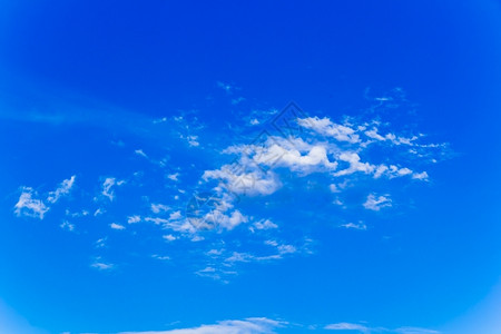 柔软的天空景观夏季蓝色天空和白云的照片春天图片