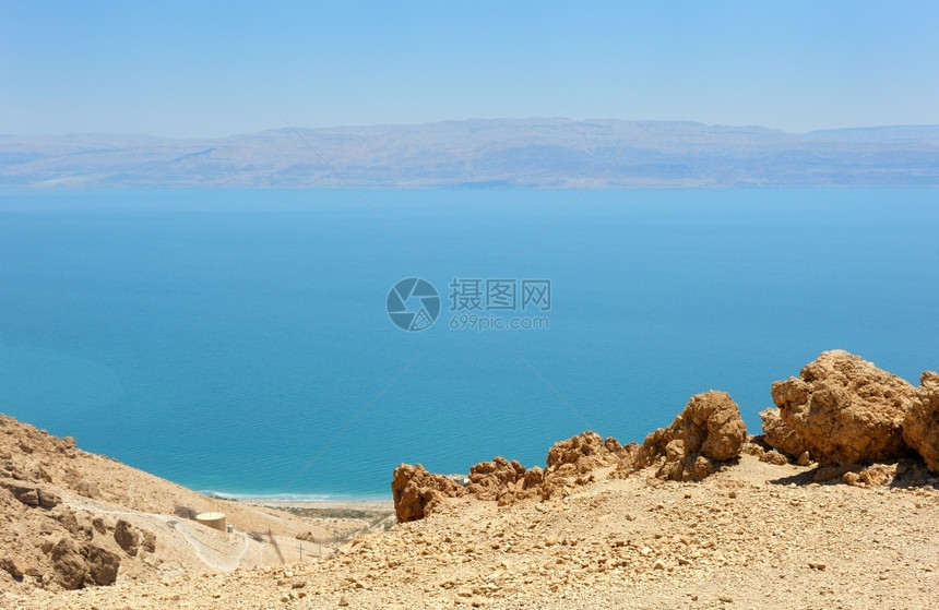 景观沙漠死的EinGedi保留地区犹太山坡上死海的景象6105图片