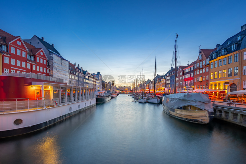 丹麦哥本哈根市河岸风光图片