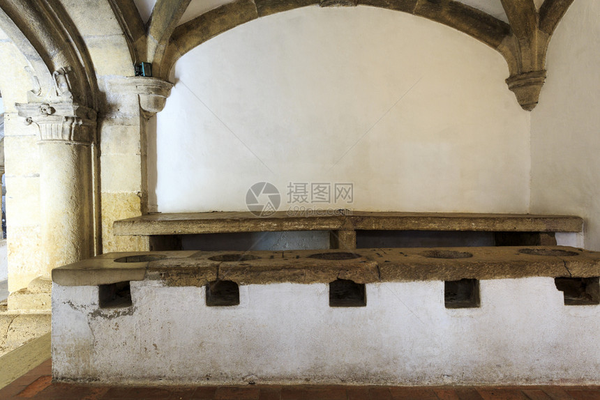 葡萄牙托马尔基督修道院厨房炉灶顶部的壁风景罗纹刻录机最佳图片