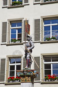 旗帜历史的瑞士班纳莱特不老泉城市人旗骑士背景图片