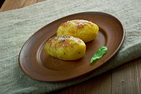 Kartofle馅饼区波兰风格的烤土豆烹饪焗加利西亚图片