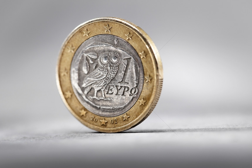 欧洲联盟圆形的灰色背景希腊语1欧元硬币金属的图片