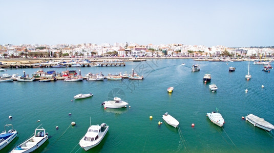 葡萄牙拉各斯港口城市风光图片
