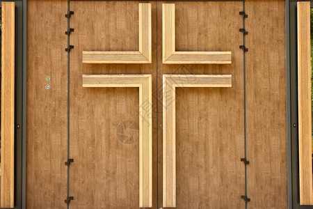 棕色的木制精神带有的教堂木门图片