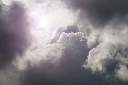 灰色的天气戏剧云层灰色彩的天空背景阿尔巴耶夫图片