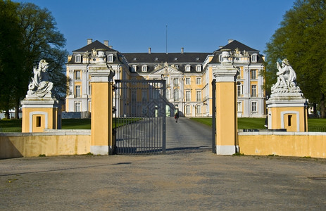 天北莱茵威斯特法伦靠近科隆附布鲁尔奥古斯都堡宫殿的详情图片