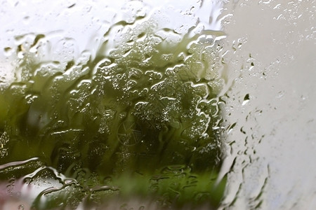 飞沫质地窗户上有雨滴天图片