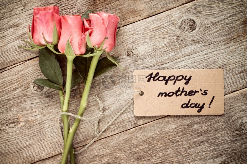 问候木板上玫瑰花的母亲日卡妈感激图片