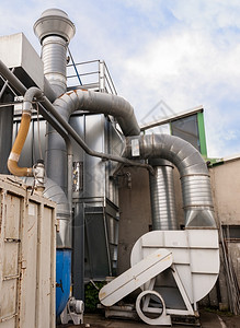 植物工业厂空气过滤系统管罐体和烟囱工业的测量图片