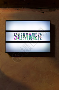 艺术钟季节照亮背景的夏季文本后光线图片
