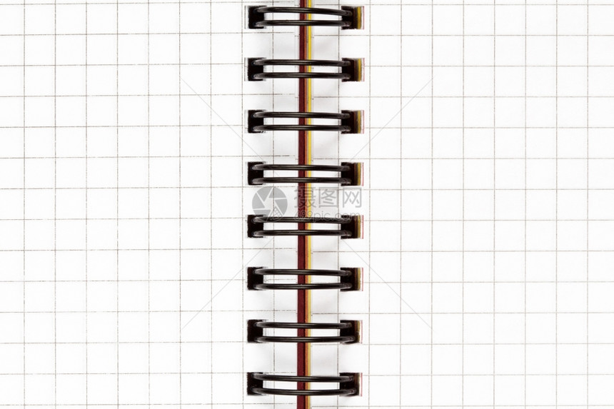 学习关闭带有图形纸的螺旋笔记本一种空的图片