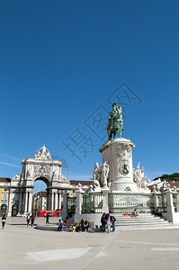 纪念碑里斯本市葡萄牙国王何塞一世雕像地标社论0412旅行马术图片