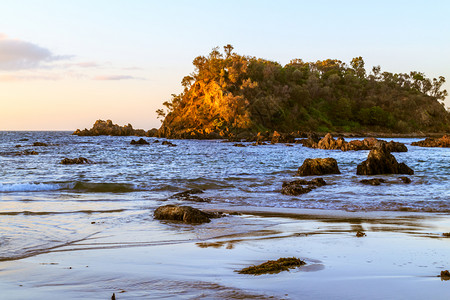 海洋岛巴林斯日出海滩新南威尔士州澳大利亚图片