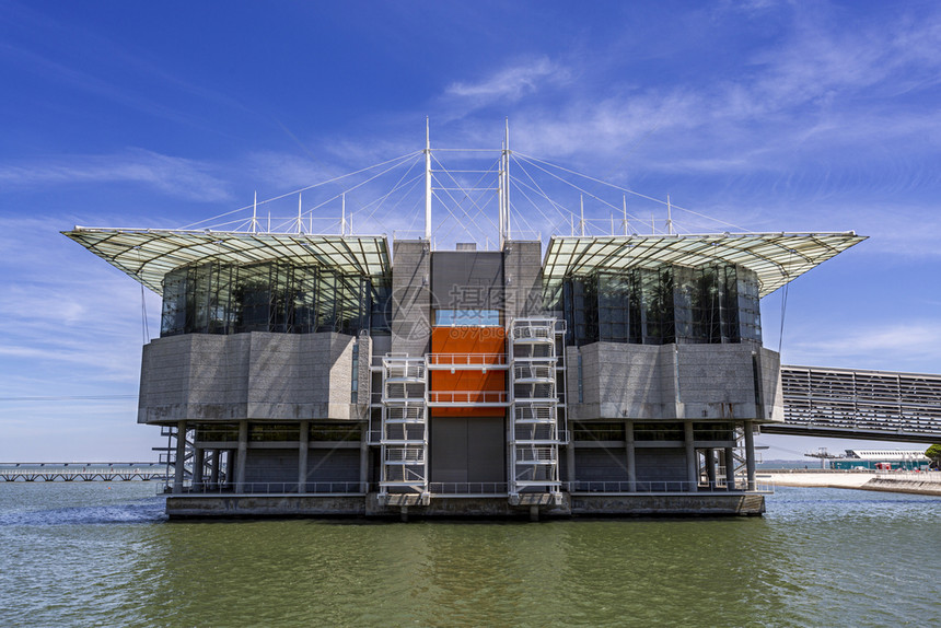 葡萄牙里本公园的盐水族馆图片