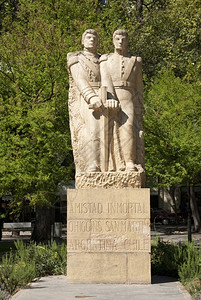 雕塑贡结石阿根廷门多萨圣马丁和奥希金斯纪念碑图片