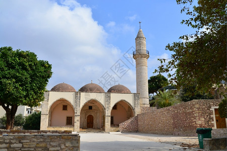 罗西姆诺希腊雷瑟姆诺市VeliPasa清真寺地标建筑博物馆城市背景