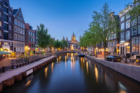 阿姆斯特丹与荷兰阿姆斯特丹市圣尼古拉斯教堂里程碑的天际线圆顶欧洲图片