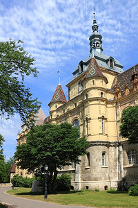 历史匈牙利布达佩斯有塔的著名瓦达杜尼亚城堡地标外部的图片