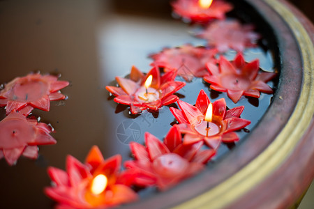 颜色目的亚洲水流域风格和花蜡烛宗教佛文化图片
