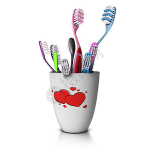 牙刷与杯子牙杯超过卫生3DD插图一个牙齿杯有多种刷父母两支子女七大家庭概念在白色背景上的形象大家庭概念设计图片