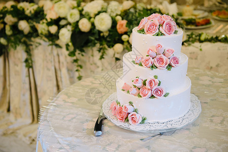 多层结婚生日蛋糕图片