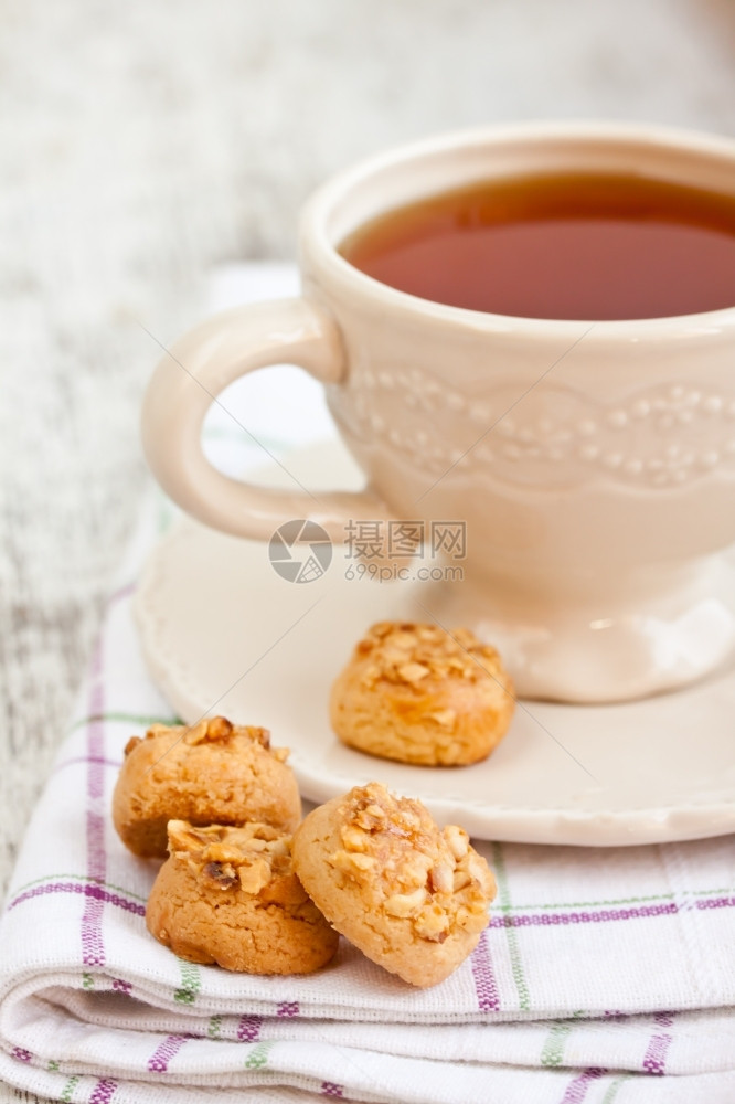 红茶和饼干图片