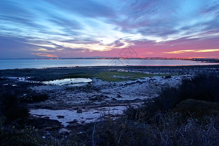 芬迪湾卡迪兹日出湾的盛大自然云阿科斯塔背景