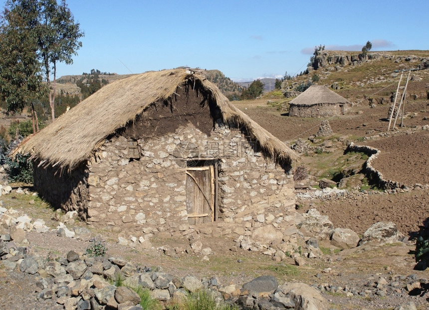 埃塞俄比亚阿姆哈拉高原埃塞俄比亚和非洲传统家园中的住房高地贫困乡村的图片