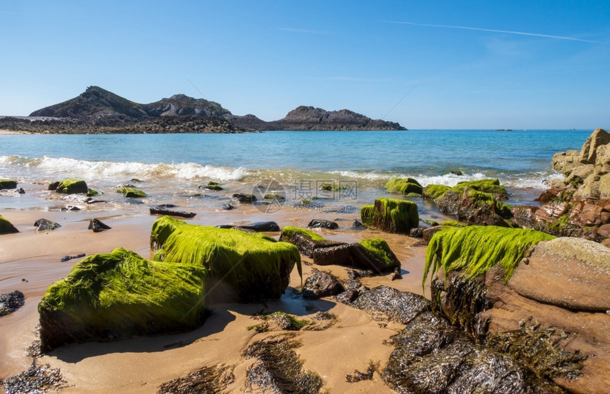 美丽的海边风景图片