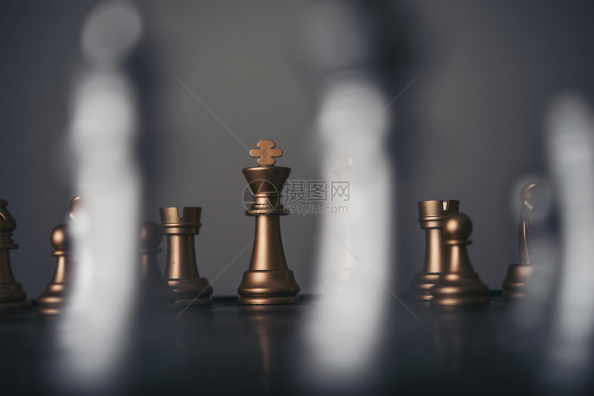站立商业国际象棋闲暇图片