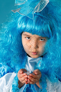 美丽的亚洲人肖像穿西装的亚裔女孩马尔维纳蓝头发的女孩图片